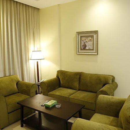 Flora Hotel Suite 2 فلورا2 للشقق المخدومة 리야드 외부 사진