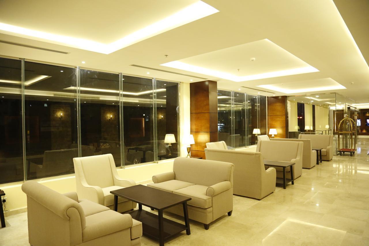 Flora Hotel Suite 2 فلورا2 للشقق المخدومة 리야드 외부 사진