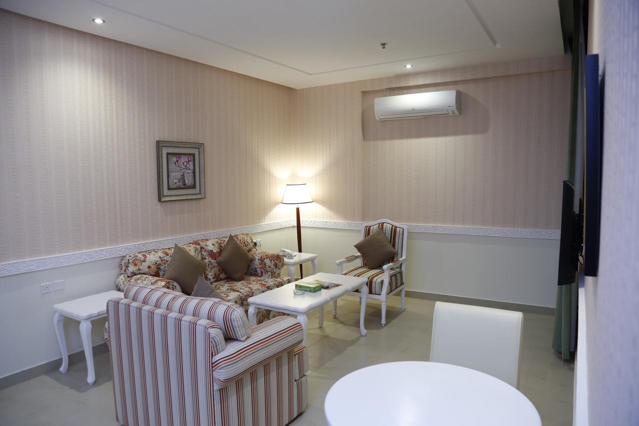 Flora Hotel Suite 2 فلورا2 للشقق المخدومة 리야드 외부 사진