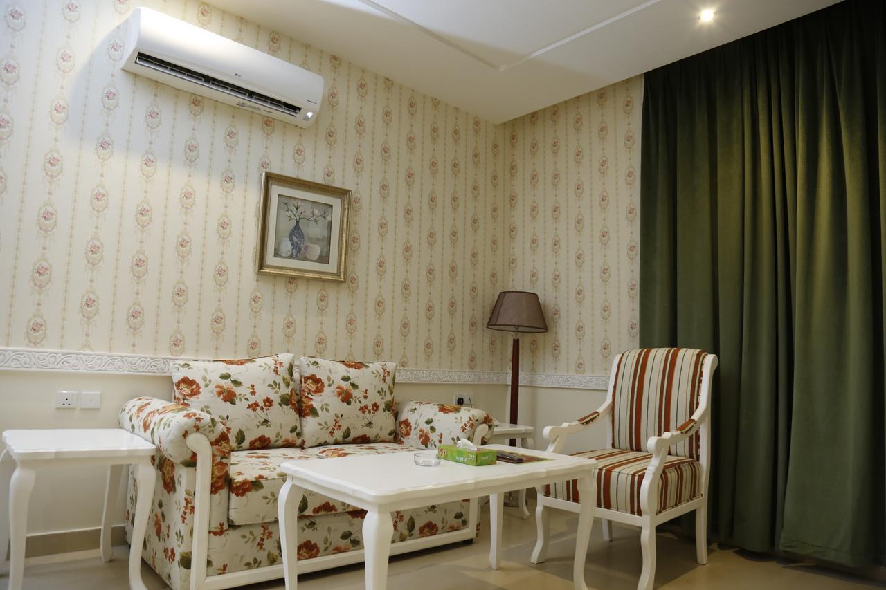 Flora Hotel Suite 2 فلورا2 للشقق المخدومة 리야드 외부 사진