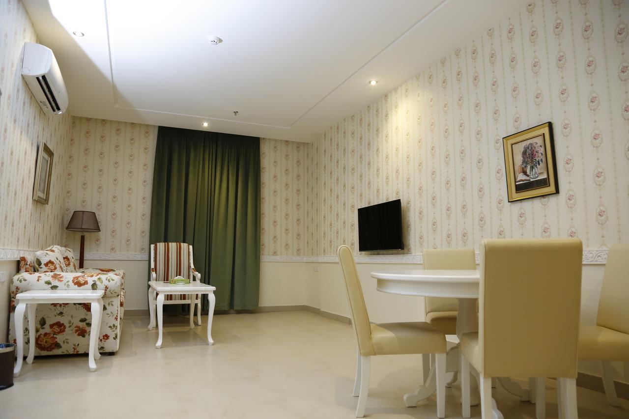 Flora Hotel Suite 2 فلورا2 للشقق المخدومة 리야드 외부 사진